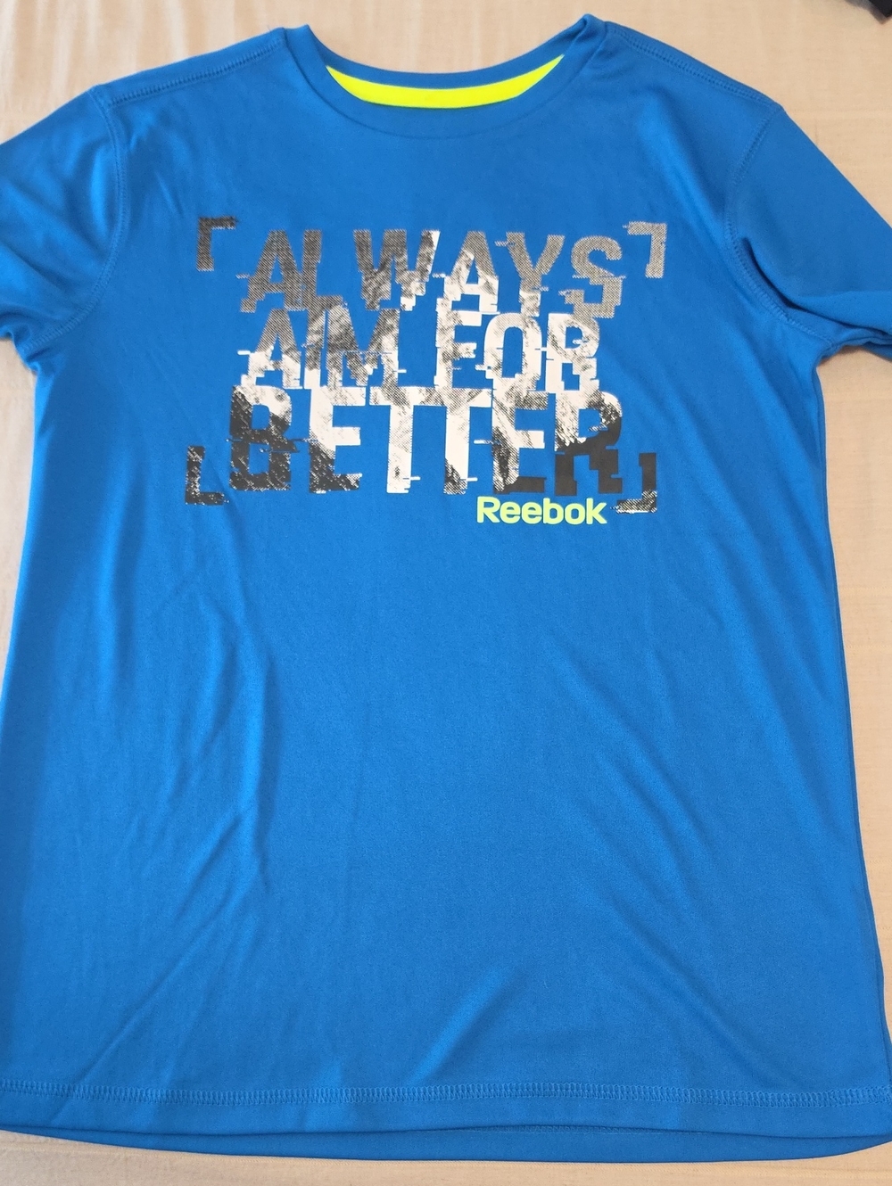 Three (3) Performance Tees Under Armour (2) & Reebok (1) Youth Medium/Large - Picture 15 of 16
